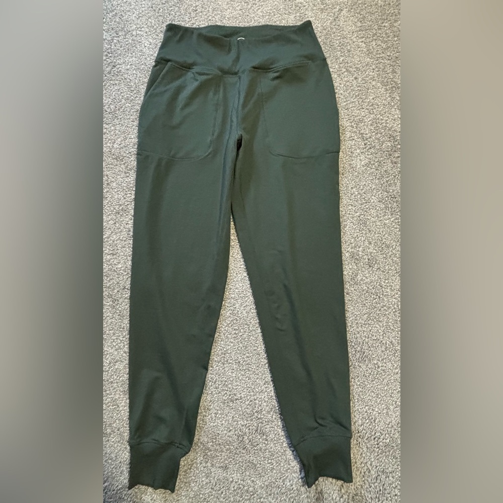 Sage joggers